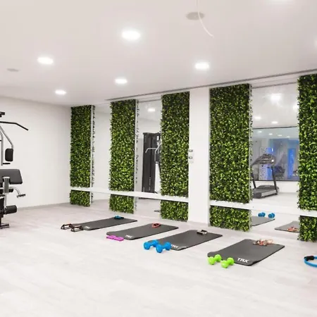 Zavos Aqua Park Club By Trulycyprus ليماسول