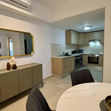 Zavos Aqua Park Club By Trulycyprus شقة