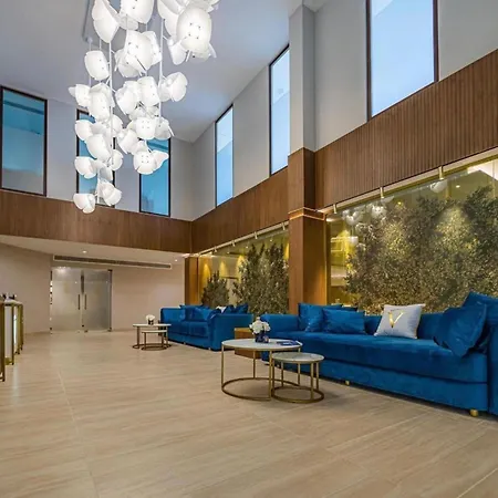 Zavos Aqua Park Club By Trulycyprus Apartamento