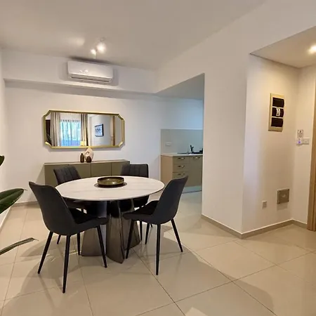 Apartmán Zavos Aqua Park Club By Trulycyprus Lemesos